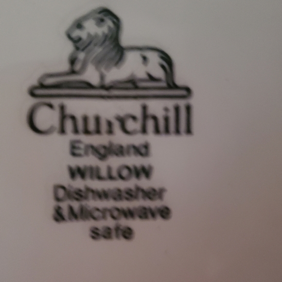 Vintage blue willow dishes - Picture 3 of 5